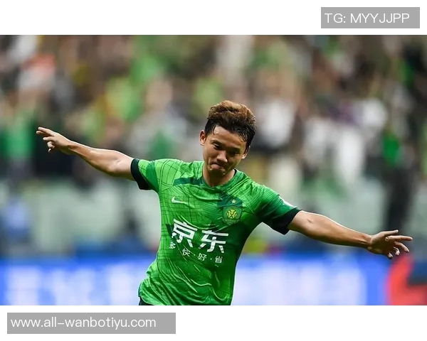 池忠国荣膺国安出战200场纪念李明亲自颁发特别球衣致敬球员贡献