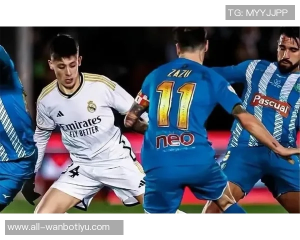 贝尔纳尔稳健表现传球成功率达8333并贡献三次抢断展现全能实力