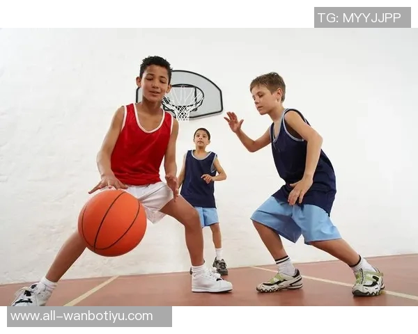 西塞期待与浓眉共同训练认为与他合作能显著提升篮球技能