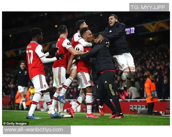 英超最新积分榜曼城紧追阿森纳争冠形势胶着第二到第八名仅差两分